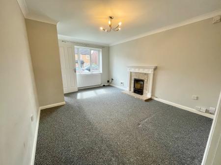 3 bedroom Detached house to let in Longford Avenue, Little Billing, Northampton, NN3