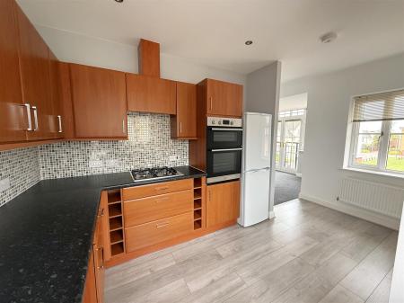 1 bedroom Flat for sale in St. Crispin Crescent, Duston