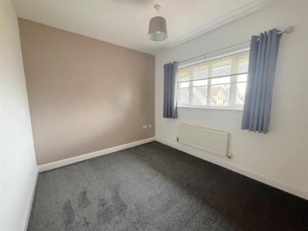 1 bedroom Flat for sale in St. Crispin Crescent, Duston