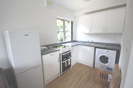 1 bedroom Studio flat to let in Duncan Close, Moulton Park, Northampton, NN3