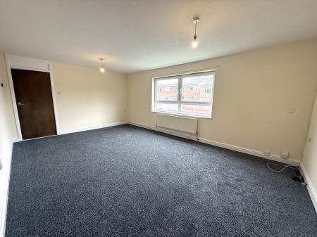 2 bedroom Flat to let in Montague Crescent, Ryehill, Northampton, NN5