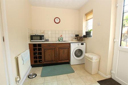 3 bedroom Detached house for sale in Barn Owl Close, East Hunsbury