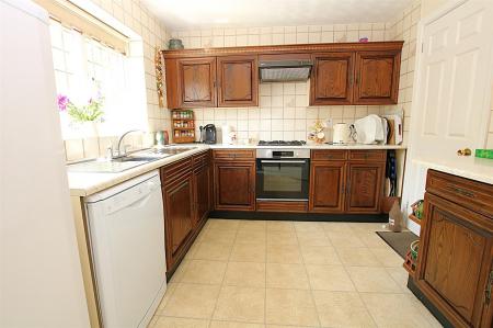 3 bedroom Detached house for sale in Barn Owl Close, East Hunsbury