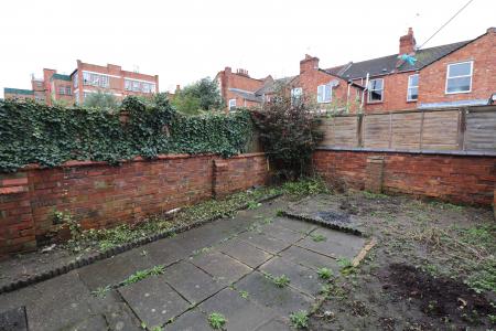 1 bedroom Flat to let in Perry Street, Abington, Northampton, NN1