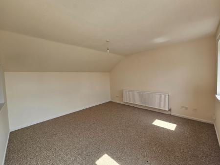 1 bedroom Flat to let in Collyweston Road, Rectory Farm, Northampton, NN3