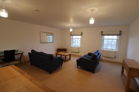 2 bedroom Flat to let in Clickers Drive, Upton, Northampton, NN5