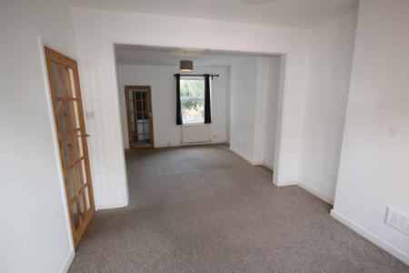 3 bedroom Detached house to let in Chaucer Street, Kingsley, Northampton, NN2