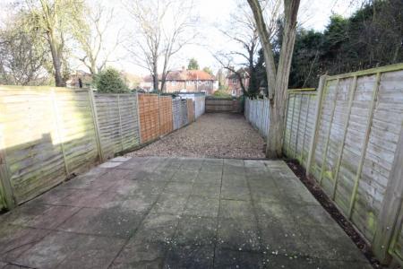 3 bedroom Detached house to let in Chaucer Street, Kingsley, Northampton, NN2