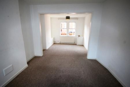 3 bedroom Detached house to let in Chaucer Street, Kingsley, Northampton, NN2