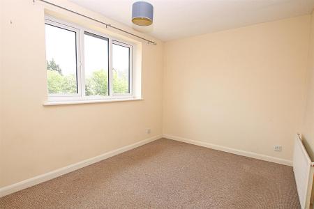 2 bedroom Semi-detached house for sale in Oakgrove Place, East Hunsbury
