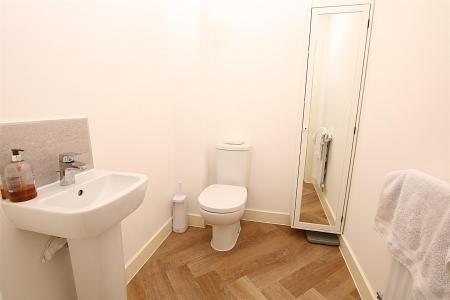 4 bedroom Detached house for sale in Watermill Way, Collingtree