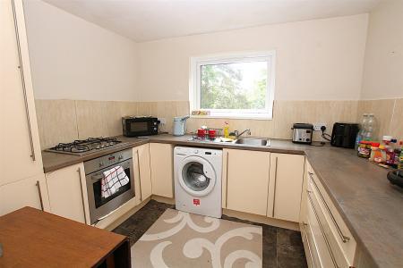 2 bedroom Flat for sale in Crickley Crescent, Northampton