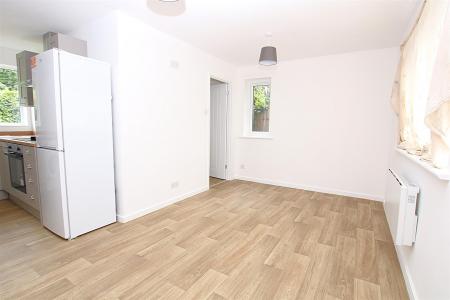 1 bedroom Flat for sale in Manorfield Close, Little Billing