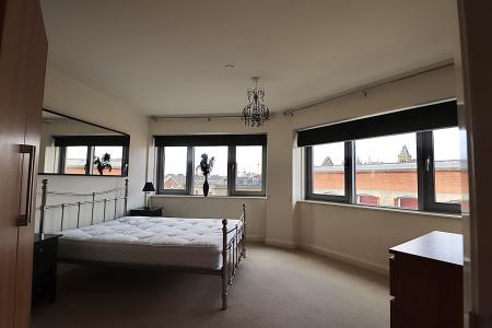 2 bedroom Flat to let in Guildhall Road, Town Centre, Northampton, NN1