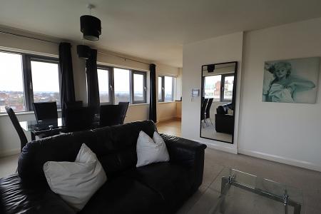 2 bedroom Flat to let in Guildhall Road, Town Centre, Northampton, NN1