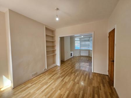 3 bedroom Terraced House to let in Euston Road, Far Cotton, Northampton, NN4