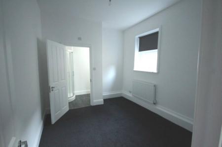 1 bedroom Flat to let in Spencer Parade, Town Centre, Northampton, NN1