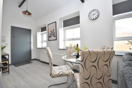 1 bedroom Flat to let in Artizan Road, Abington, Northampton, NN1