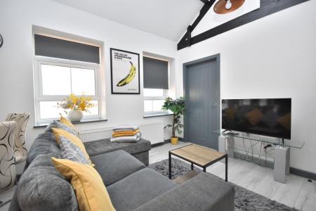 1 bedroom Flat to let in Artizan Road, Abington, Northampton, NN1