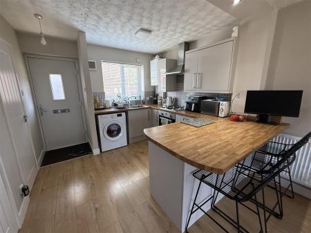 2 bedroom Terraced House for sale in Cleveland Place, Northampton