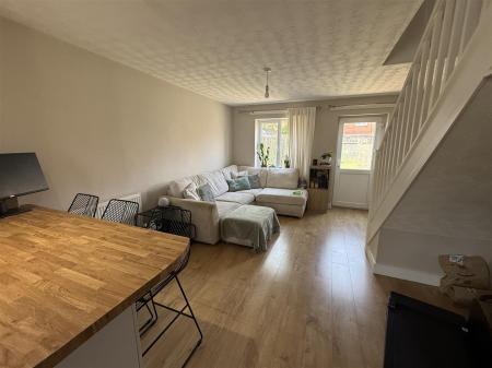 2 bedroom Terraced House for sale in Cleveland Place, Northampton
