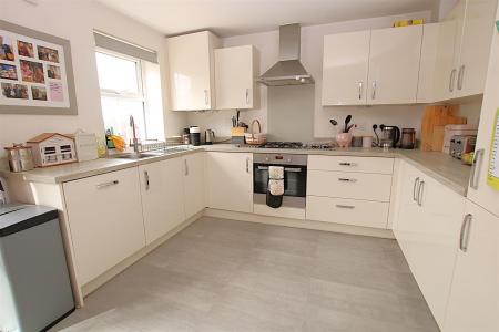 3 bedroom Semi-detached house for sale in Packwood Crescent, Earls Barton