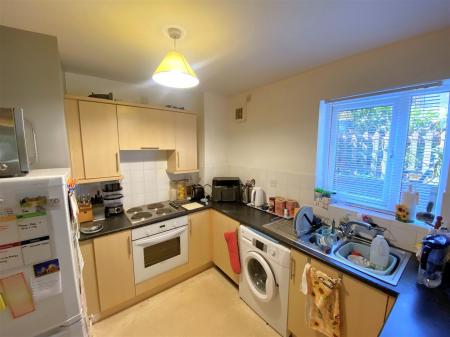 2 bedroom Flat for sale in Oliver Street, Rugby