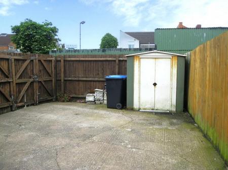 3 bedroom End of terrace house for sale in Bath Street, Rugby