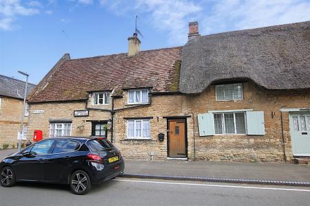 High Street, Podington, Wellingborough