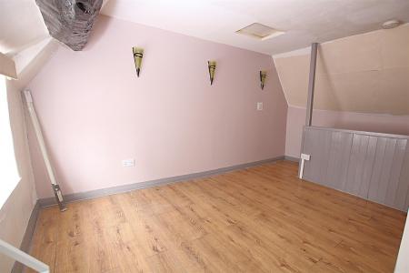 1 bedroom Terraced House for sale in High Street, Podington