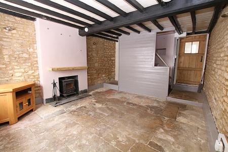 1 bedroom Terraced House for sale in High Street, Podington