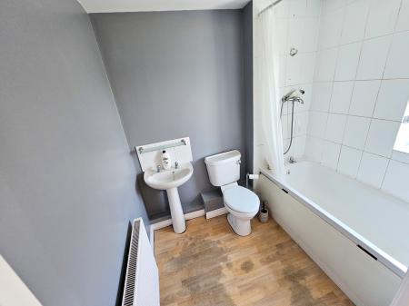 2 bedroom Coach House to let in Turners Court, Wootton, Northampton, NN4