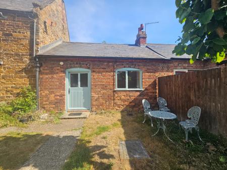 The Green, Hardingstone, NN4