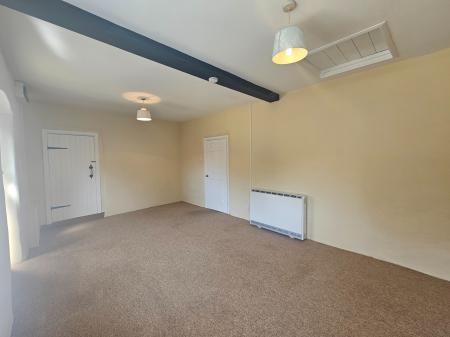 1 bedroom Terraced House to let in The Green, Hardingstone, NN4