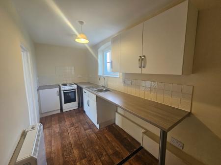 1 bedroom Terraced House to let in The Green, Hardingstone, NN4