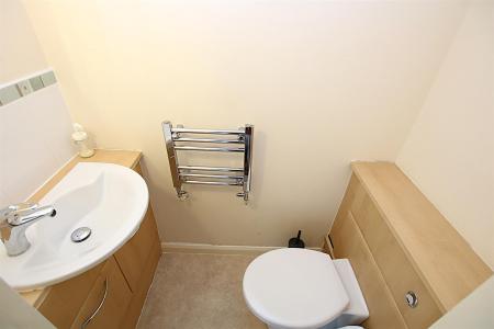 3 bedroom Detached bungalow for sale in High Street, Earls Barton