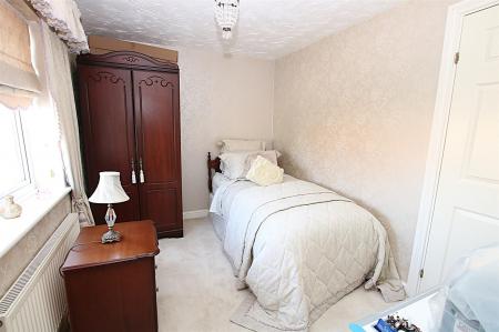 4 bedroom Detached house for sale in Battalion Drive, Wootton