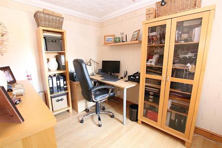 4 bedroom Detached house for sale in Battalion Drive, Wootton