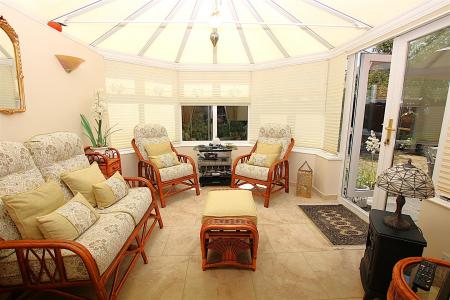 4 bedroom Detached house for sale in Battalion Drive, Wootton