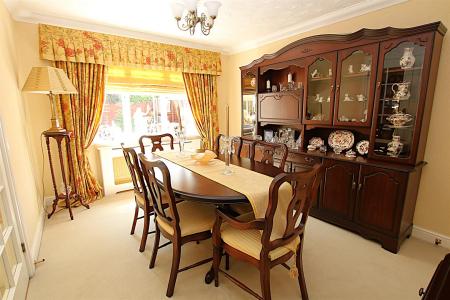 4 bedroom Detached house for sale in Battalion Drive, Wootton