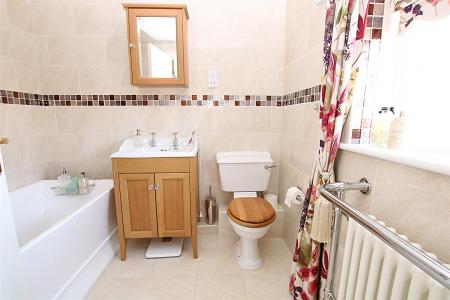 4 bedroom Detached house for sale in Battalion Drive, Wootton