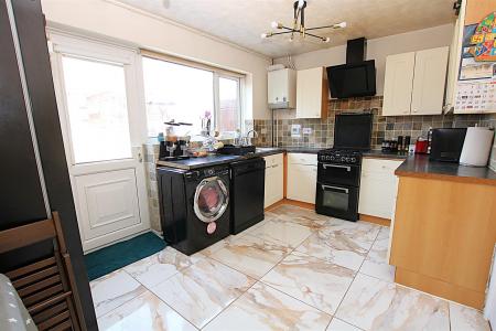 3 bedroom Semi-detached house for sale in East Rising, East Hunsbury