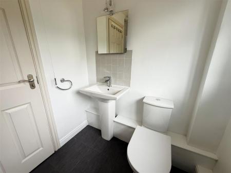 4 bedroom Detached house for sale in Orchid Way, Rugby