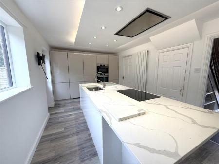4 bedroom Detached house for sale in Orchid Way, Rugby