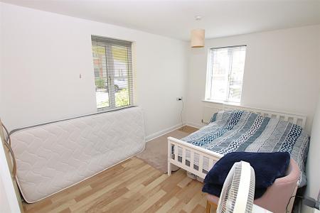 2 bedroom Flat for sale in St. Crispin Crescent, Northampton