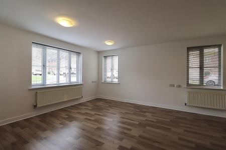 2 bedroom Flat for sale in St. Crispin Crescent, Northampton