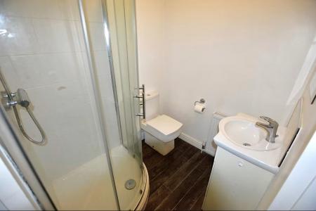 1 bedroom Flat to let in Spencer Parade, Town Centre, Northampton, NN1