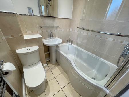 2 bedroom Semi-detached house to let in Hamsterly Park, Southfields, Northampton, NN3