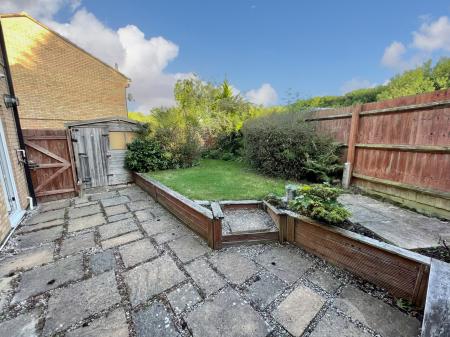 2 bedroom Semi-detached house to let in Hamsterly Park, Southfields, Northampton, NN3