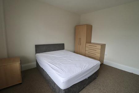 1 bedroom House share to let in Weedon Road, St James, Northampton, NN5